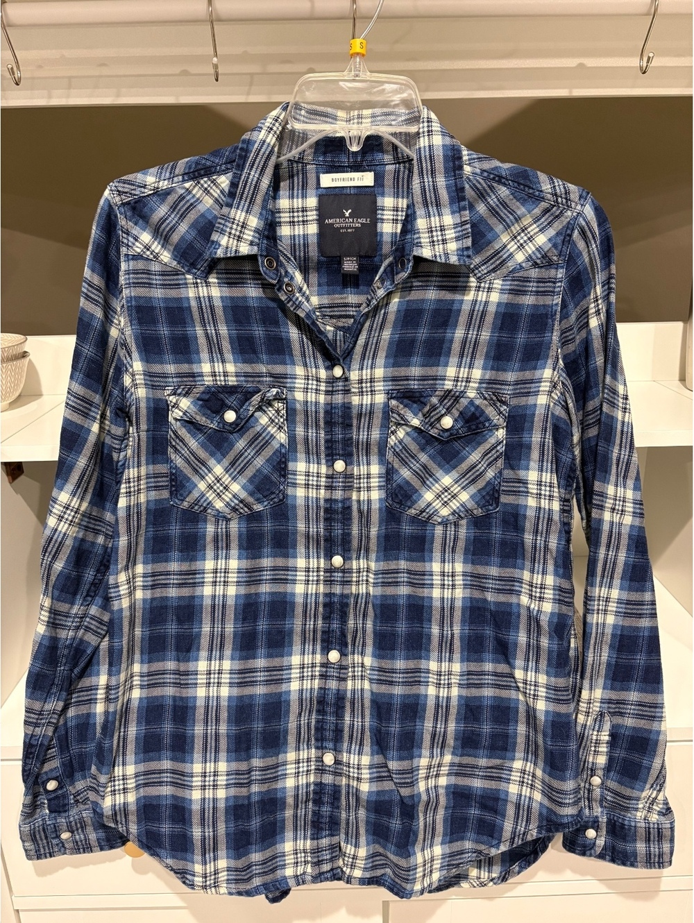 American Eagle Boyfriend Fit Blue Button Up Flannel Small